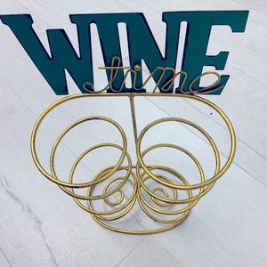 Wine time holder